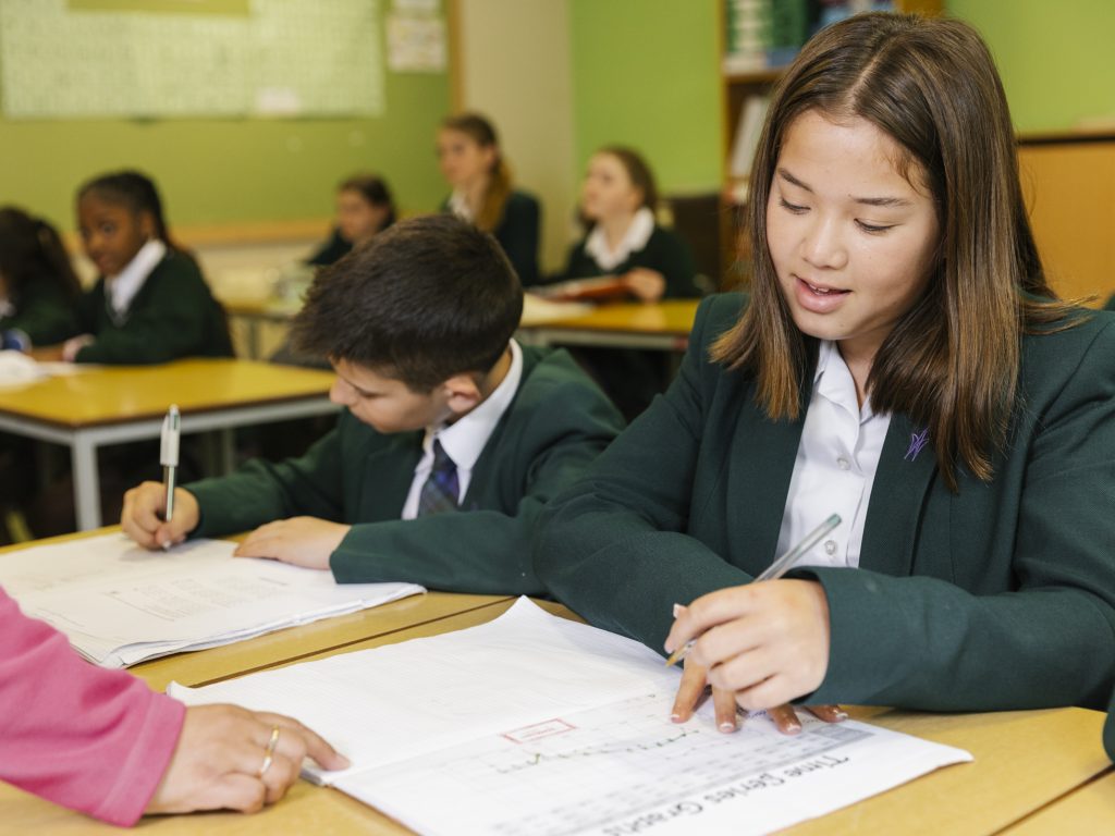 children writing